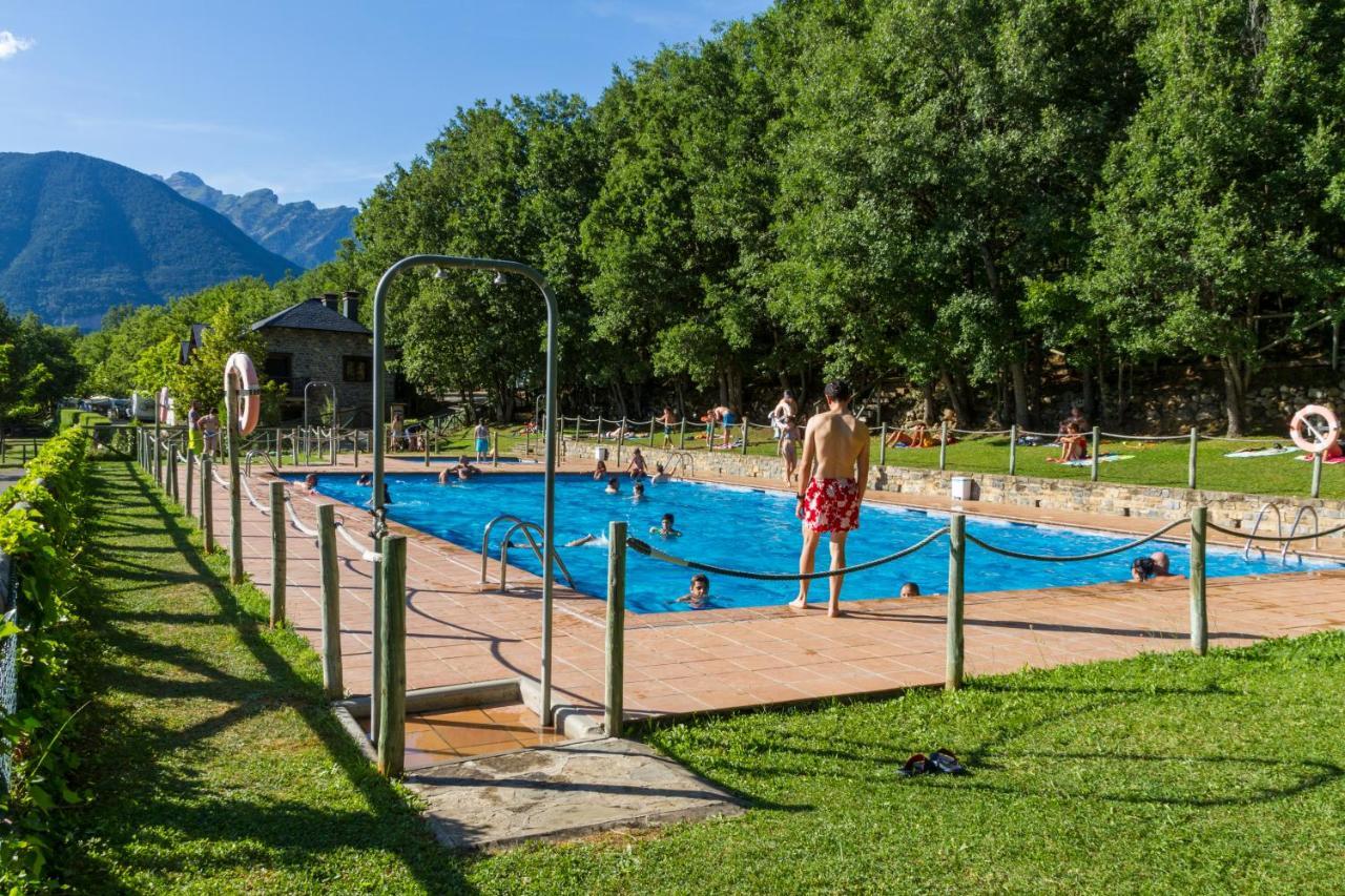 Camping Gavin Hotel Екстериор снимка