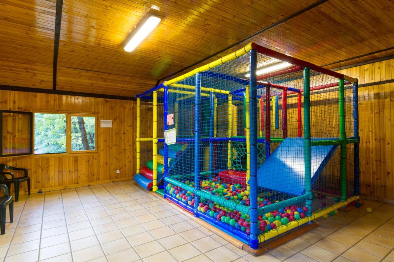 Camping Gavin Hotel Екстериор снимка